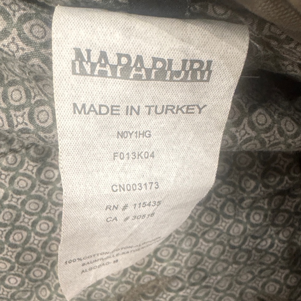 Napapijri Men's Cargo Pants in Kaki - Picture 6 of 6